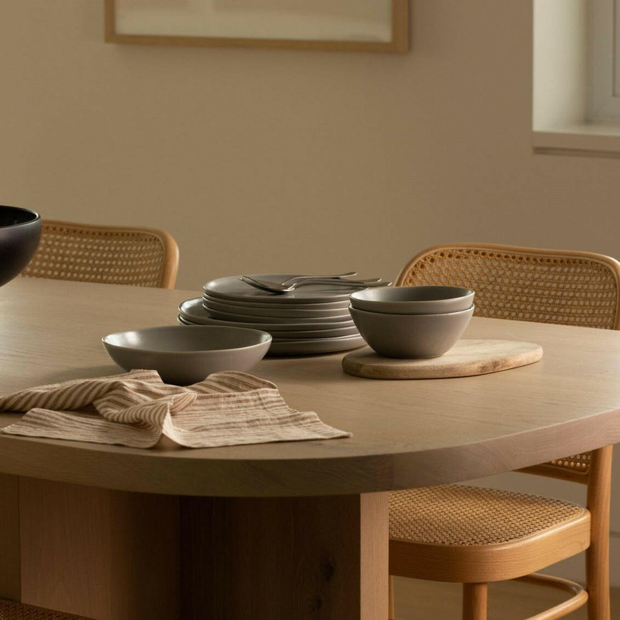 Nutritious breakfast bowls filled with fresh fruits and grains for a healthy morning start.